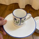 Coffee cups and cups