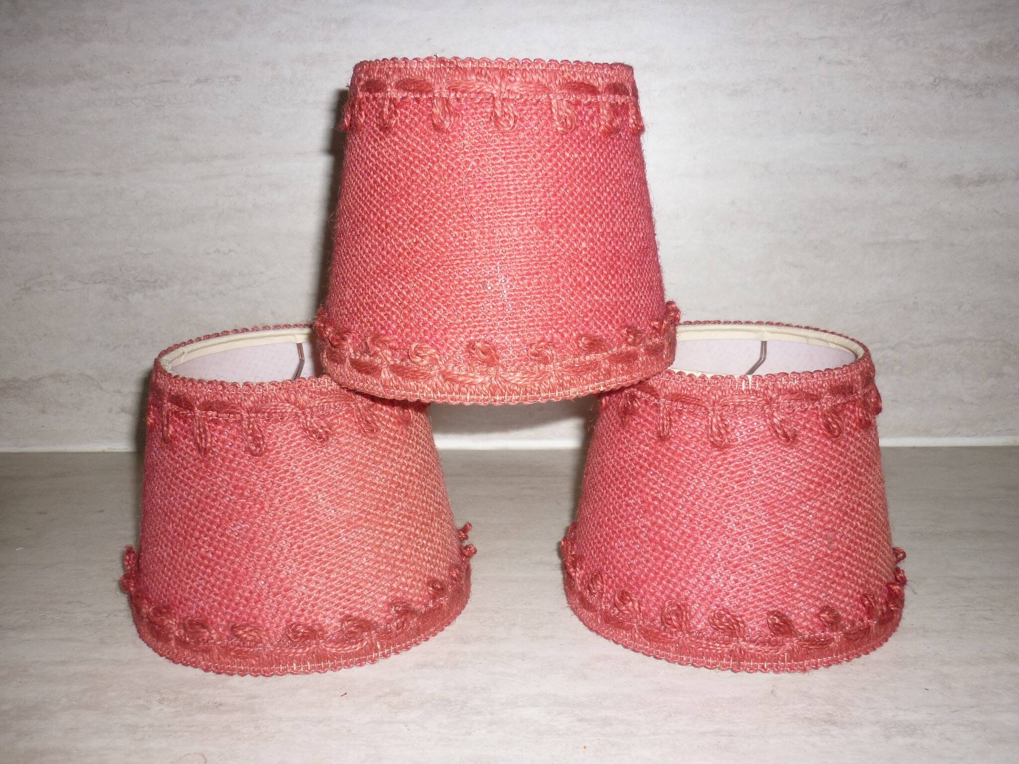 3 lampshades in jute and red braid + 1 vintage carcass