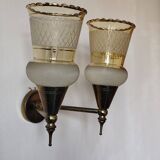 Vintage 50s wall light, 2 light arms, metal, brass and opaque glass tulip