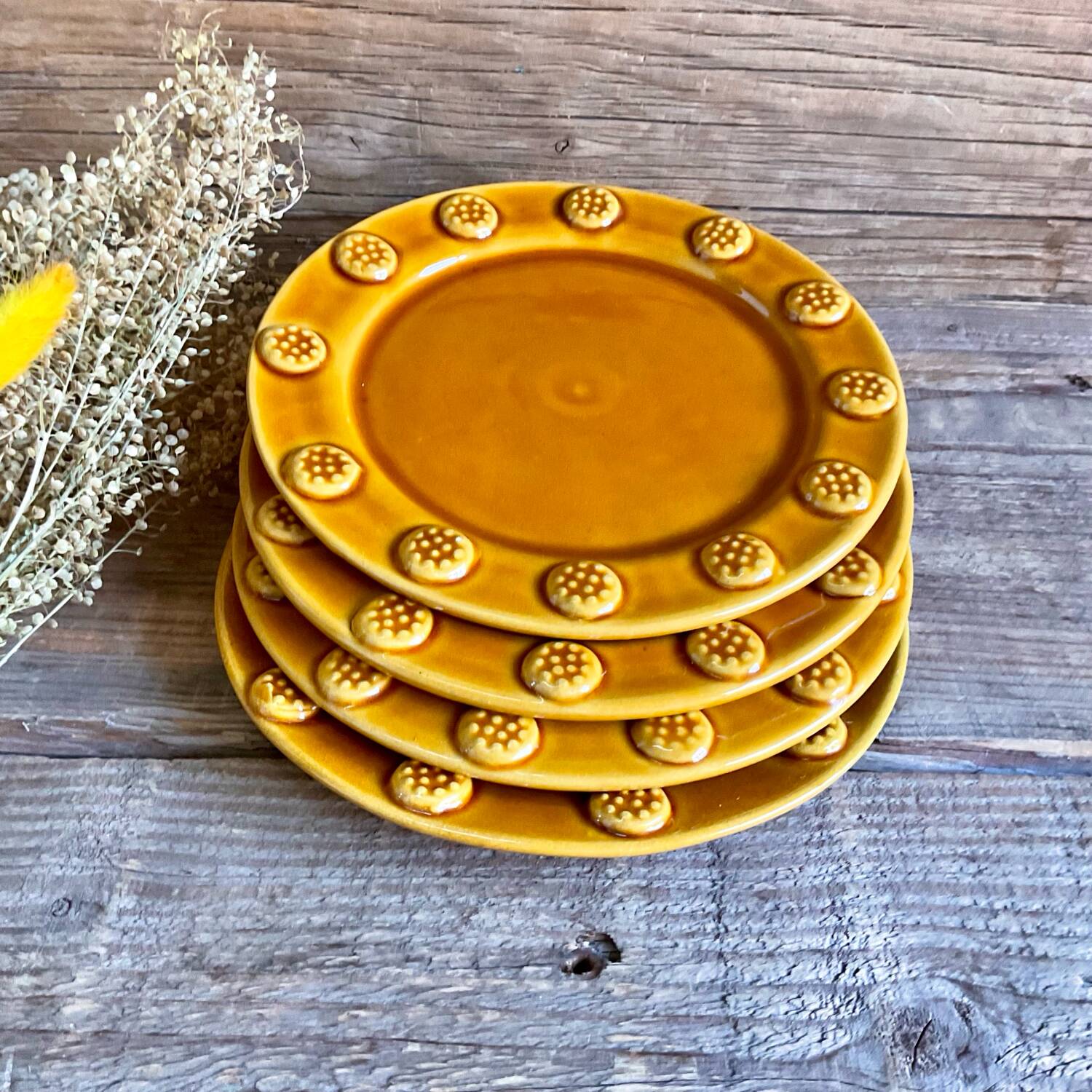 4 vintage France dessert plates