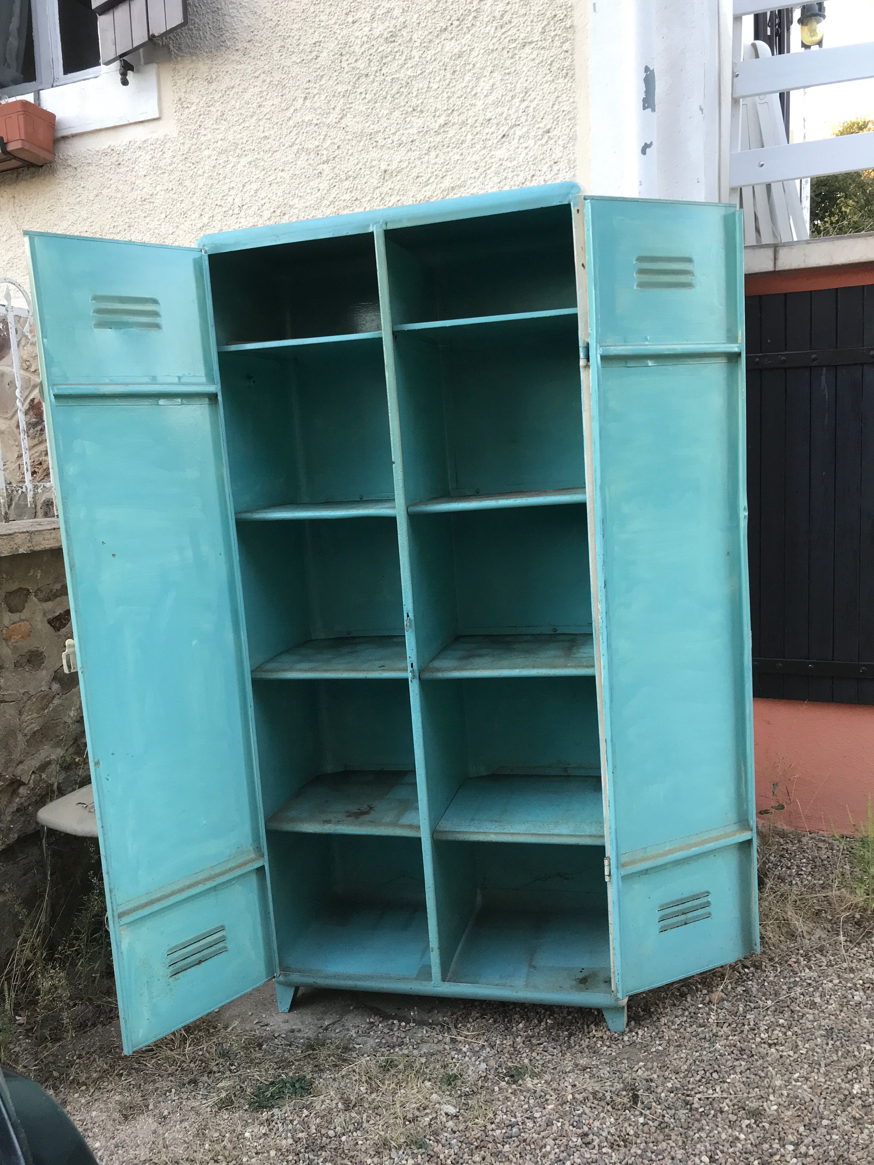 Clothes tolix 2 doors