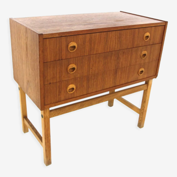 Scandinavian teak and oak chest of drawers, Sweden, 1960