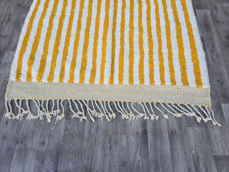 Natural pure wool rug