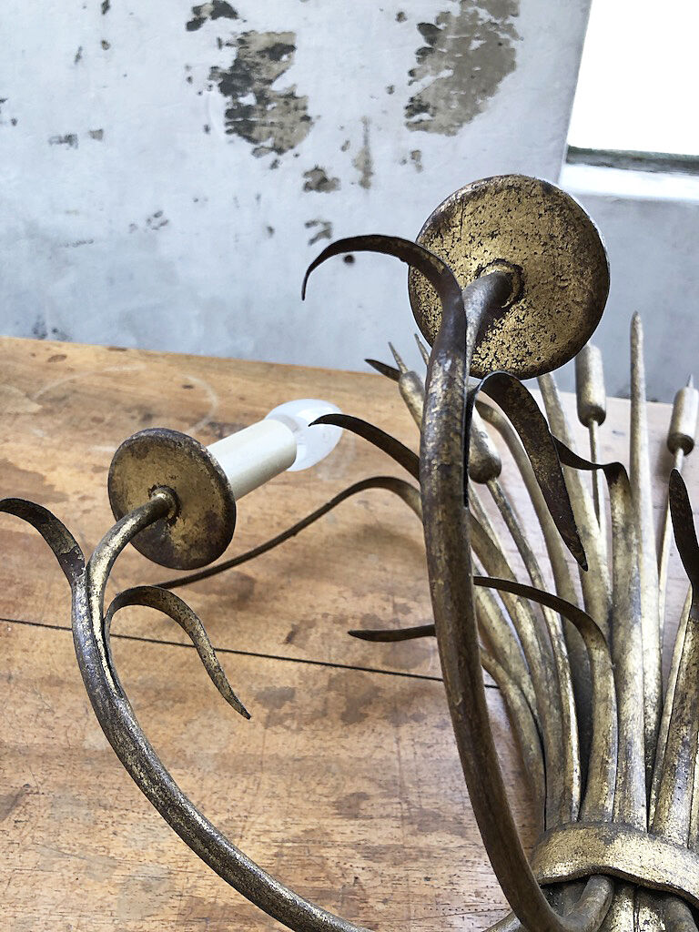 Gold metal reeds flowering wall light