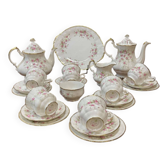 Fine English porcelain service - early 20th century