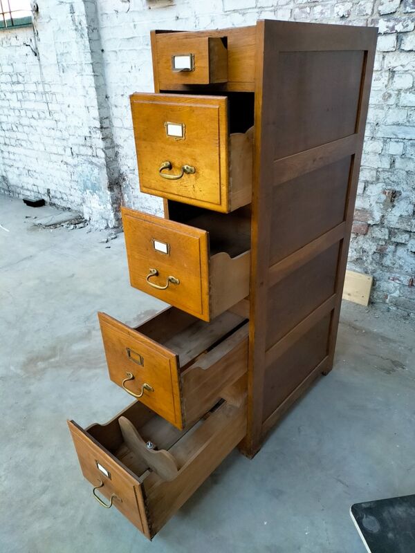 Meuble de rangement vintage