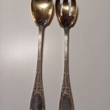 Pair of serving cutlery