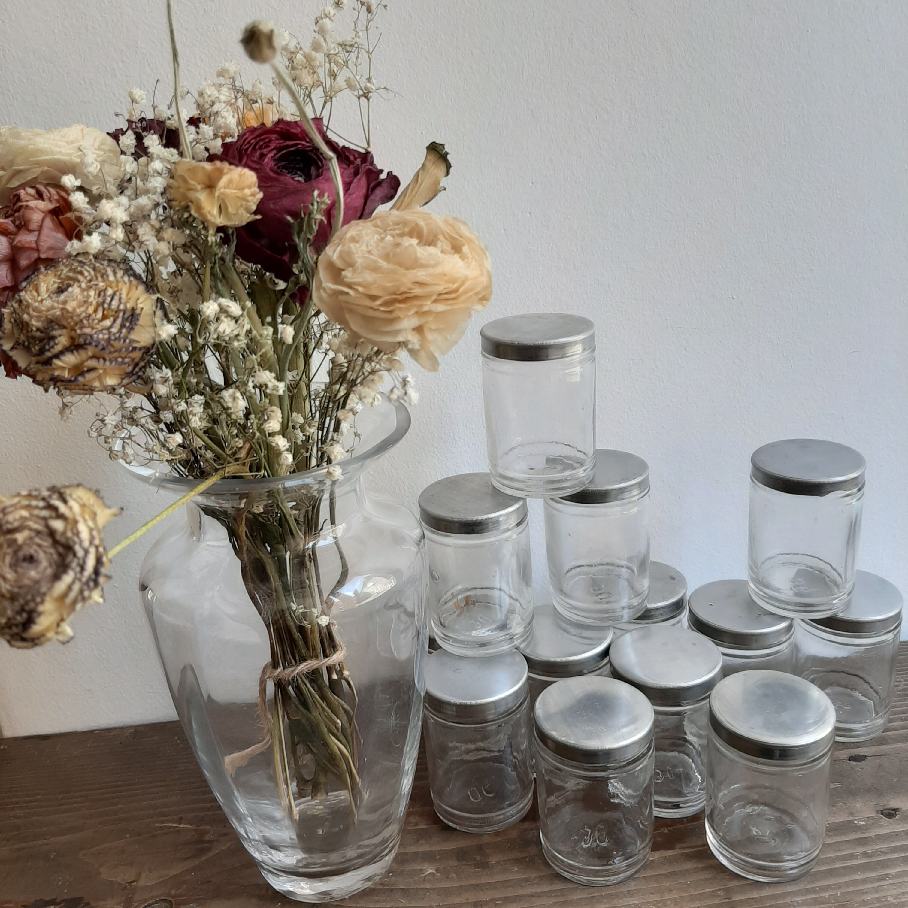 batch of pharmacy vials
