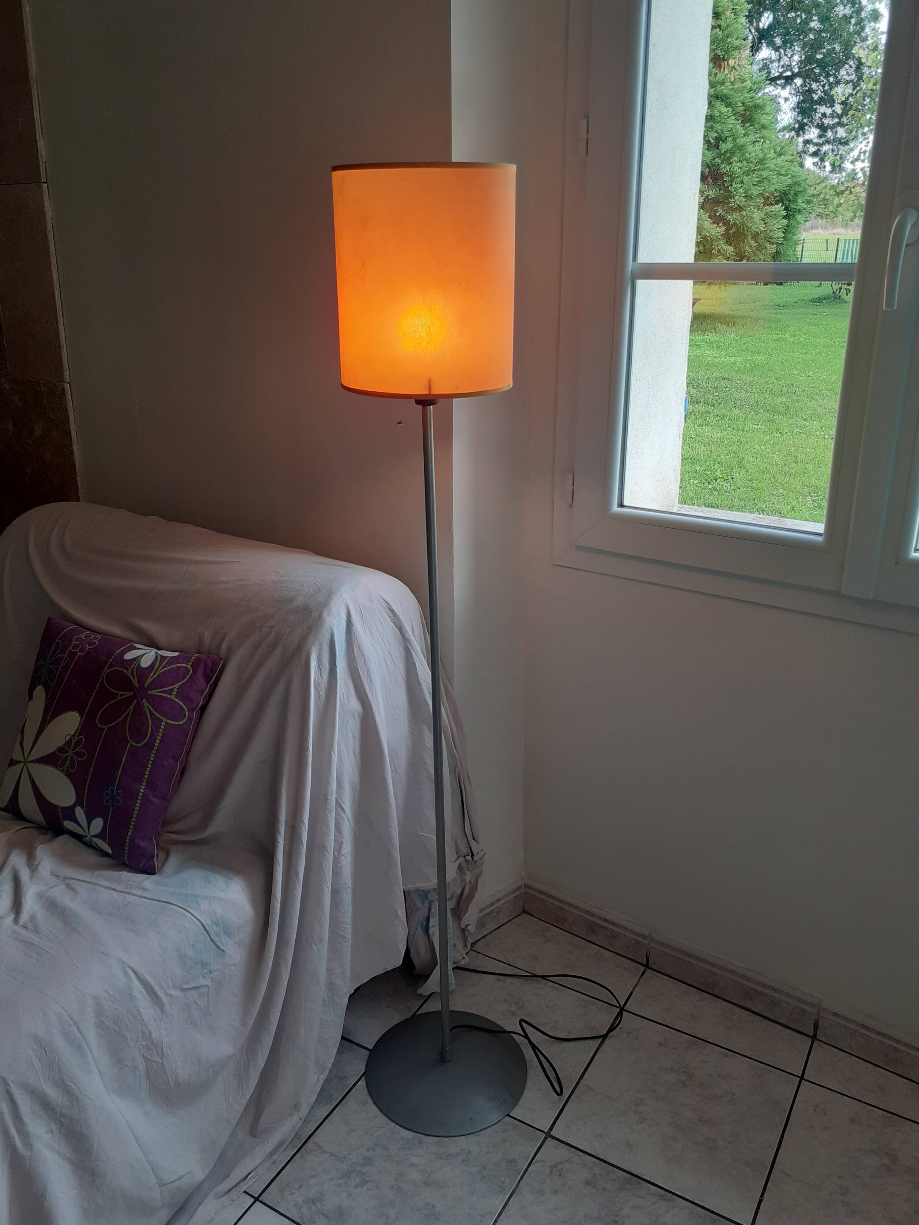 lampadaire vintage 70 marque Aluminor