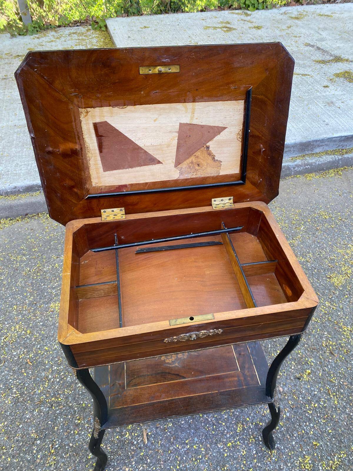 Napoleon III dressing table from the 19th century