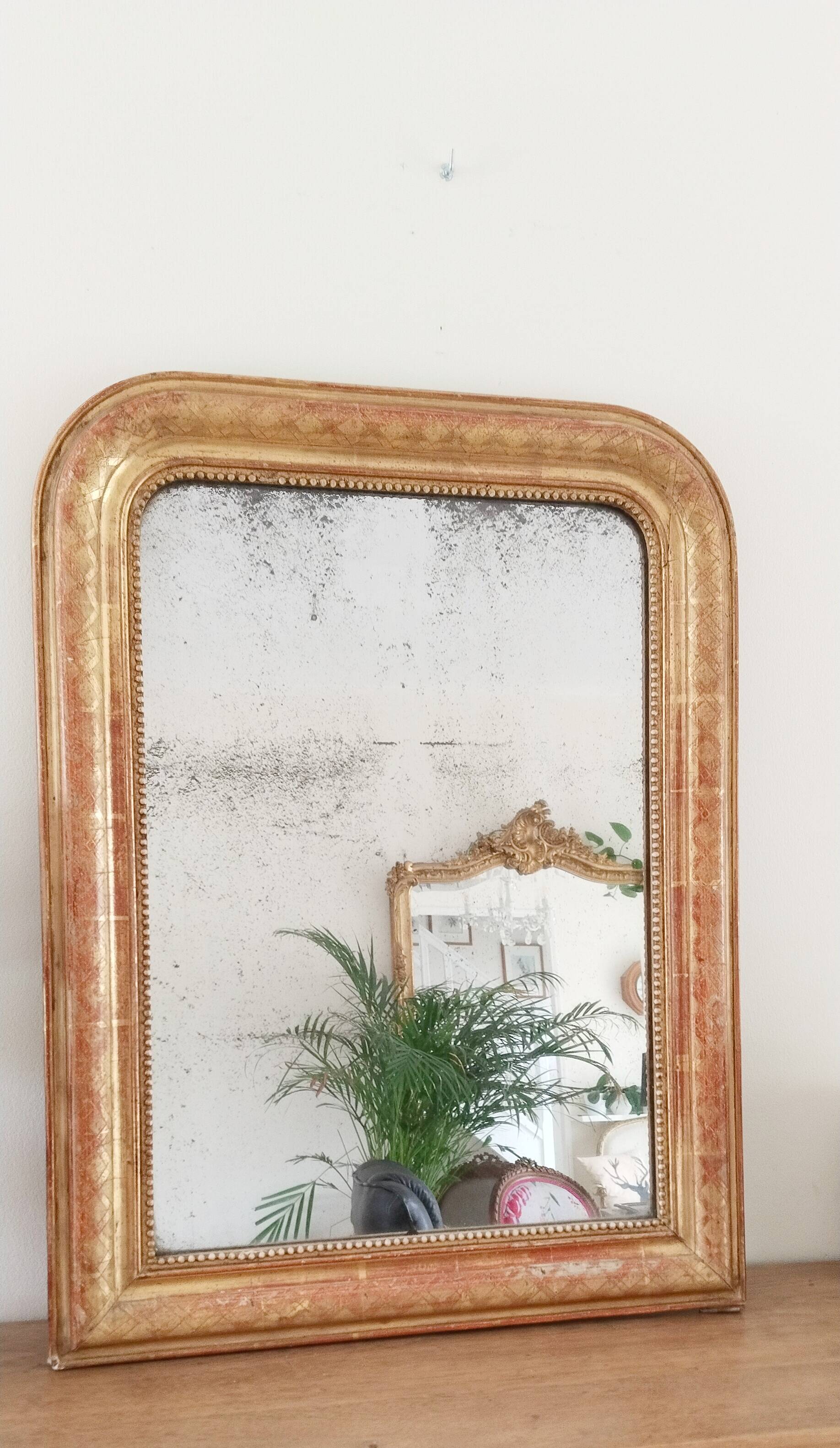 Miroir doré à la feuille Louis Philippe (  77 cm x  59 cm )
