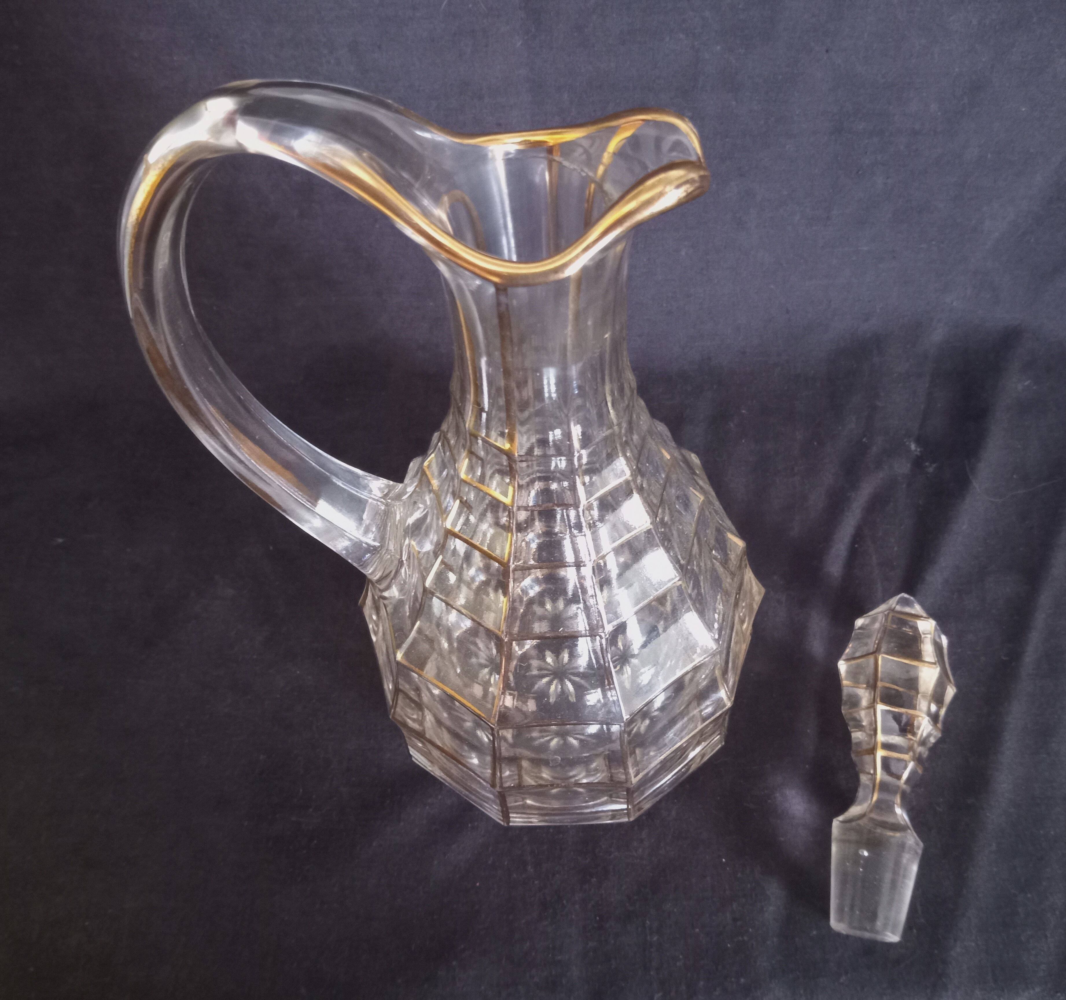 Service à liqueur pour 6 personnes en cristal taillé de Bohème, dorures à feuille d'or