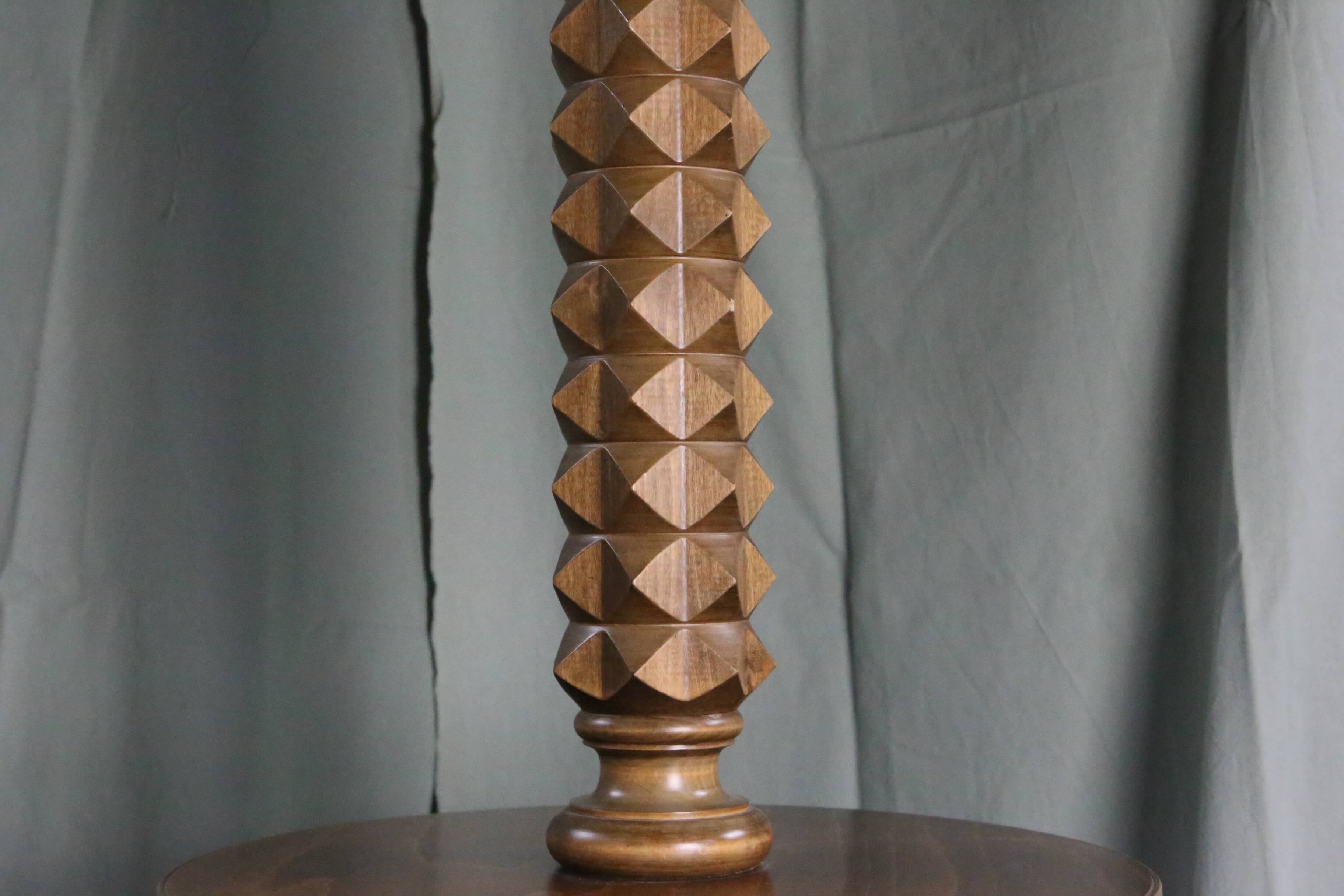 Pied de lampadaire dans le gout de Charles Dudouyt 1940