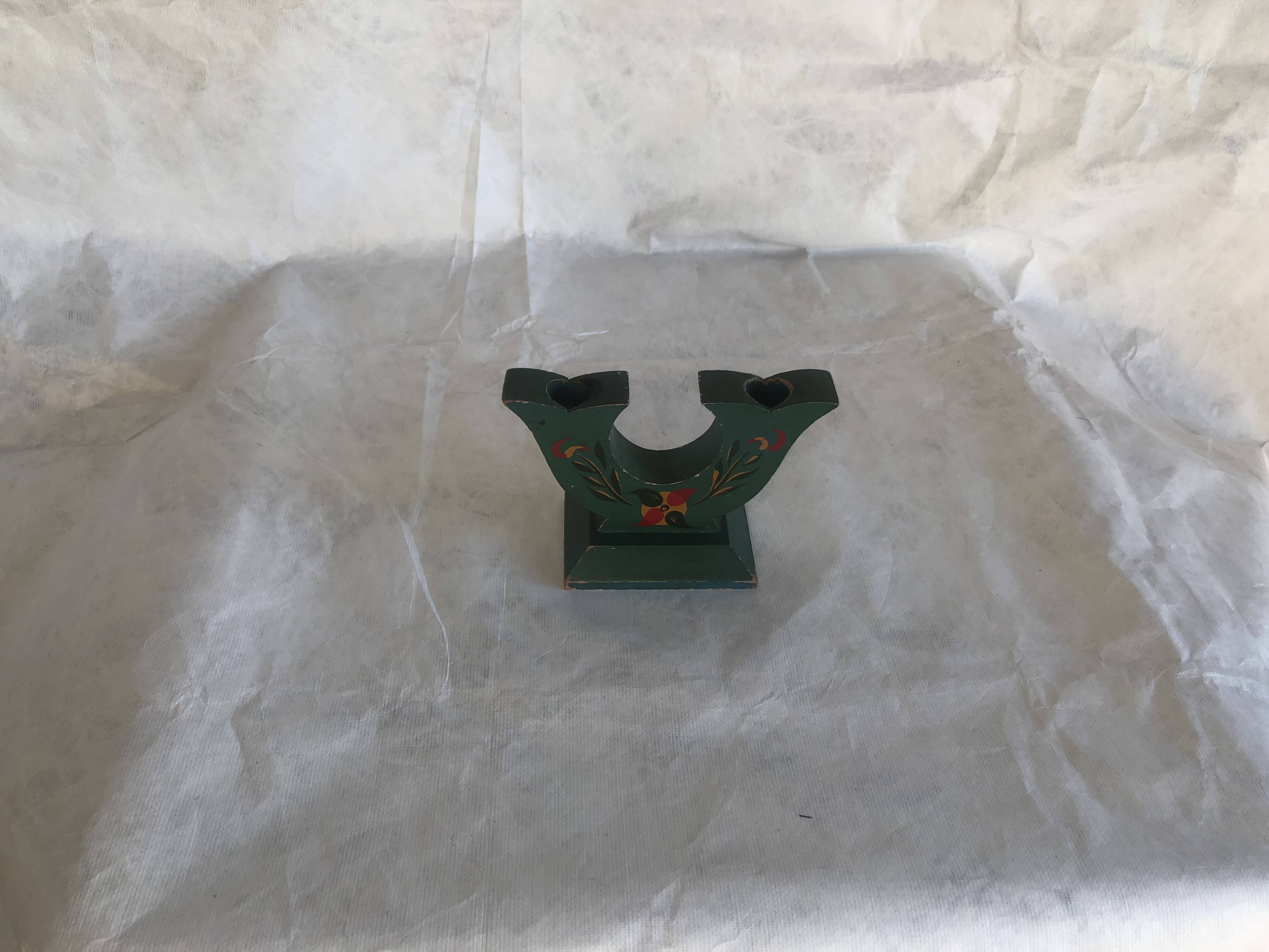 Artisanal candlestick in hand-painted solid wood, Scandinavian origin, folk art
