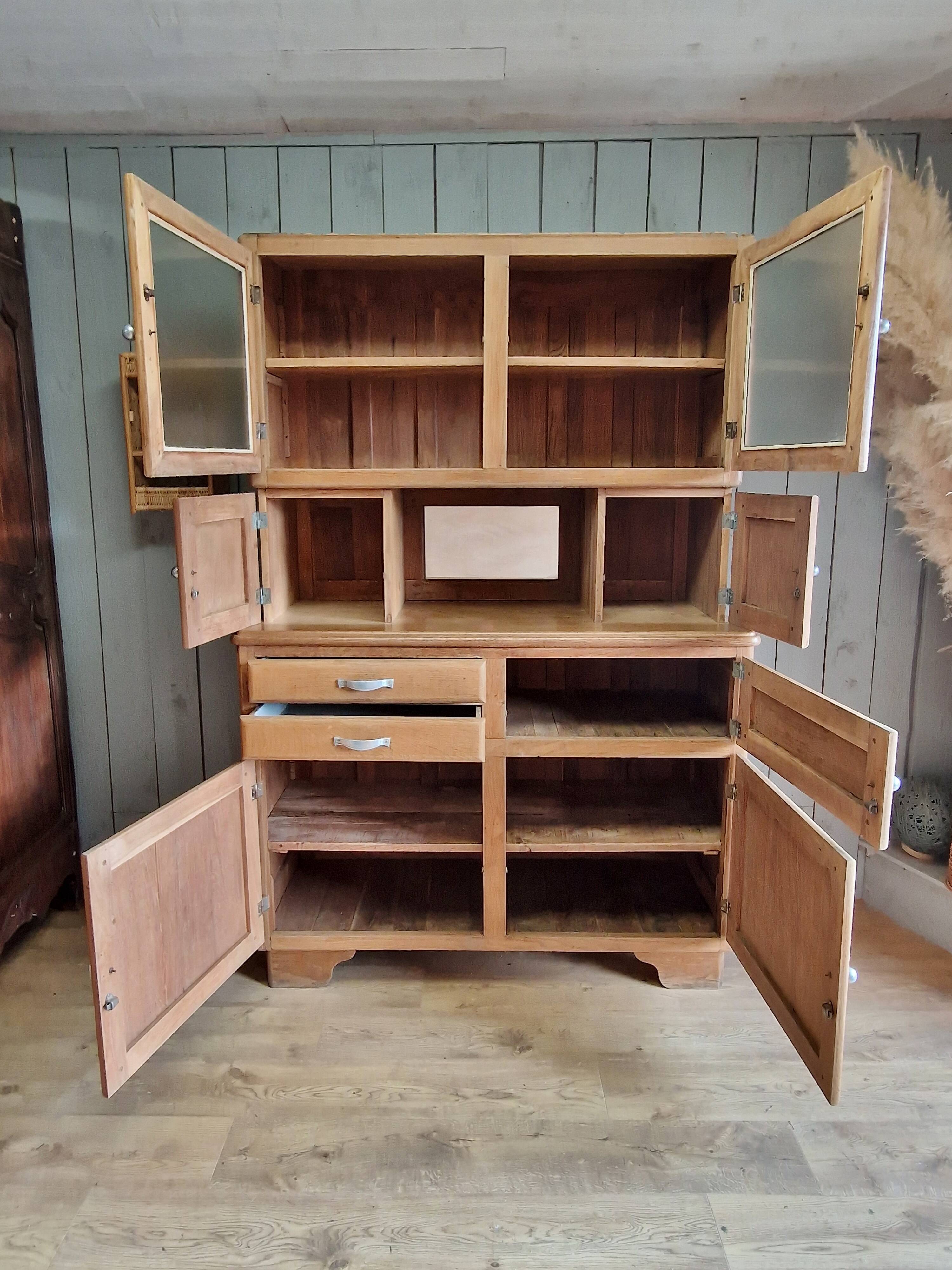 MADO oak dresser