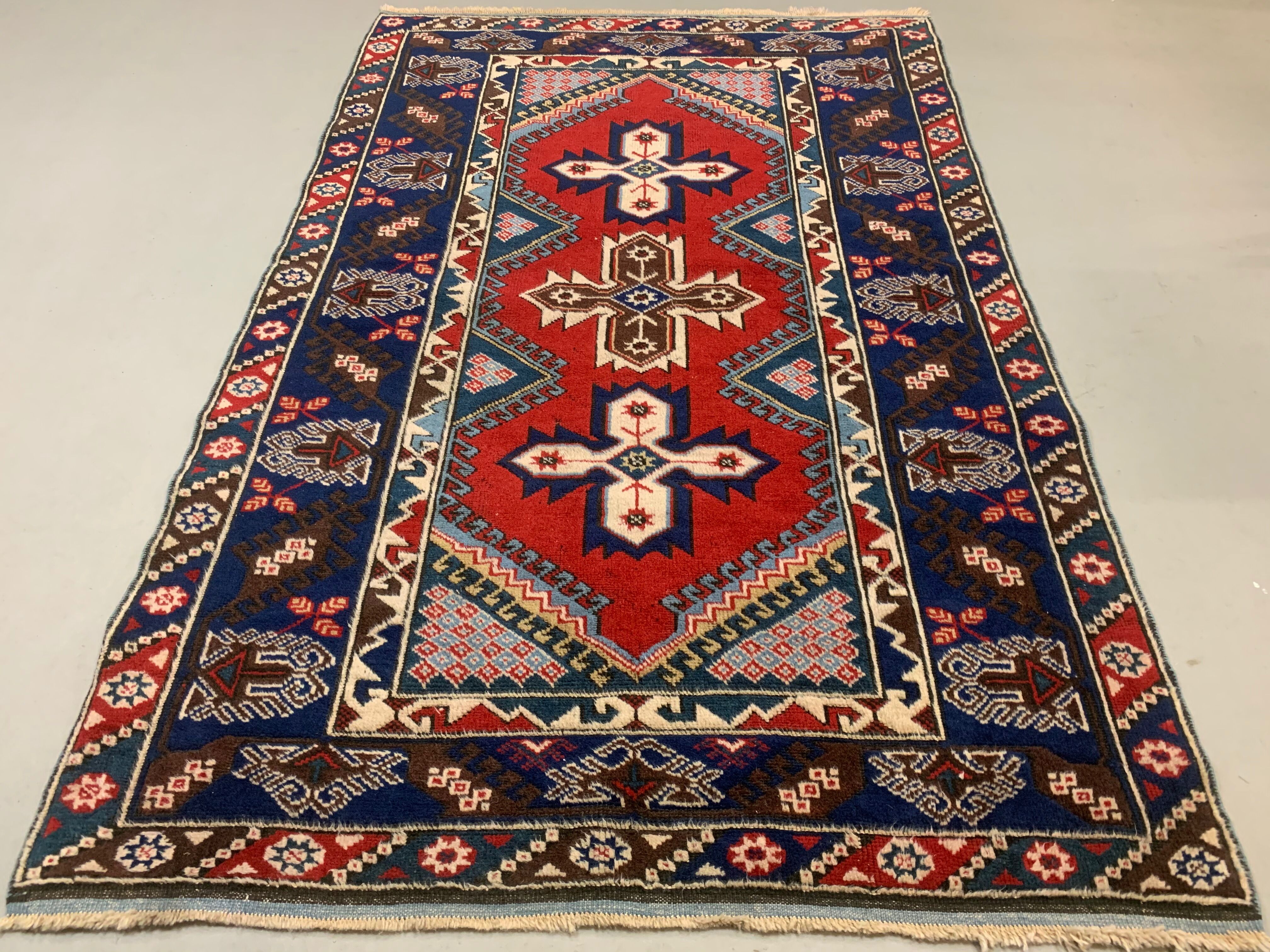 Turkish tribal rug veg dye 195x128 cm