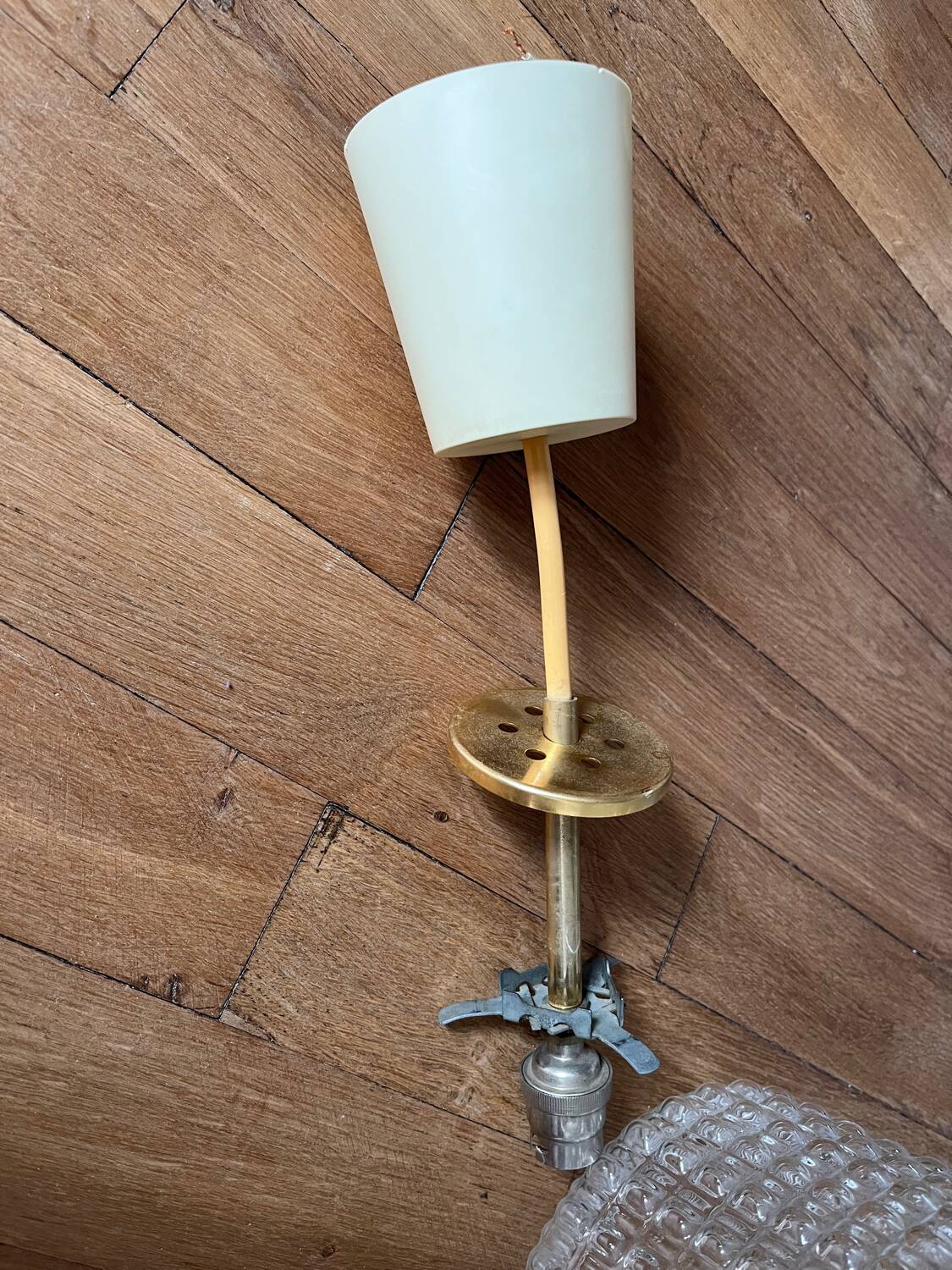 Vintage pendant light in chiseled glass from the 70s