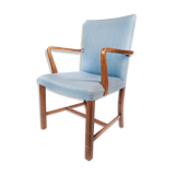 Armchair in mahogany and upholstered with light blue fabric by Fritz Hansen