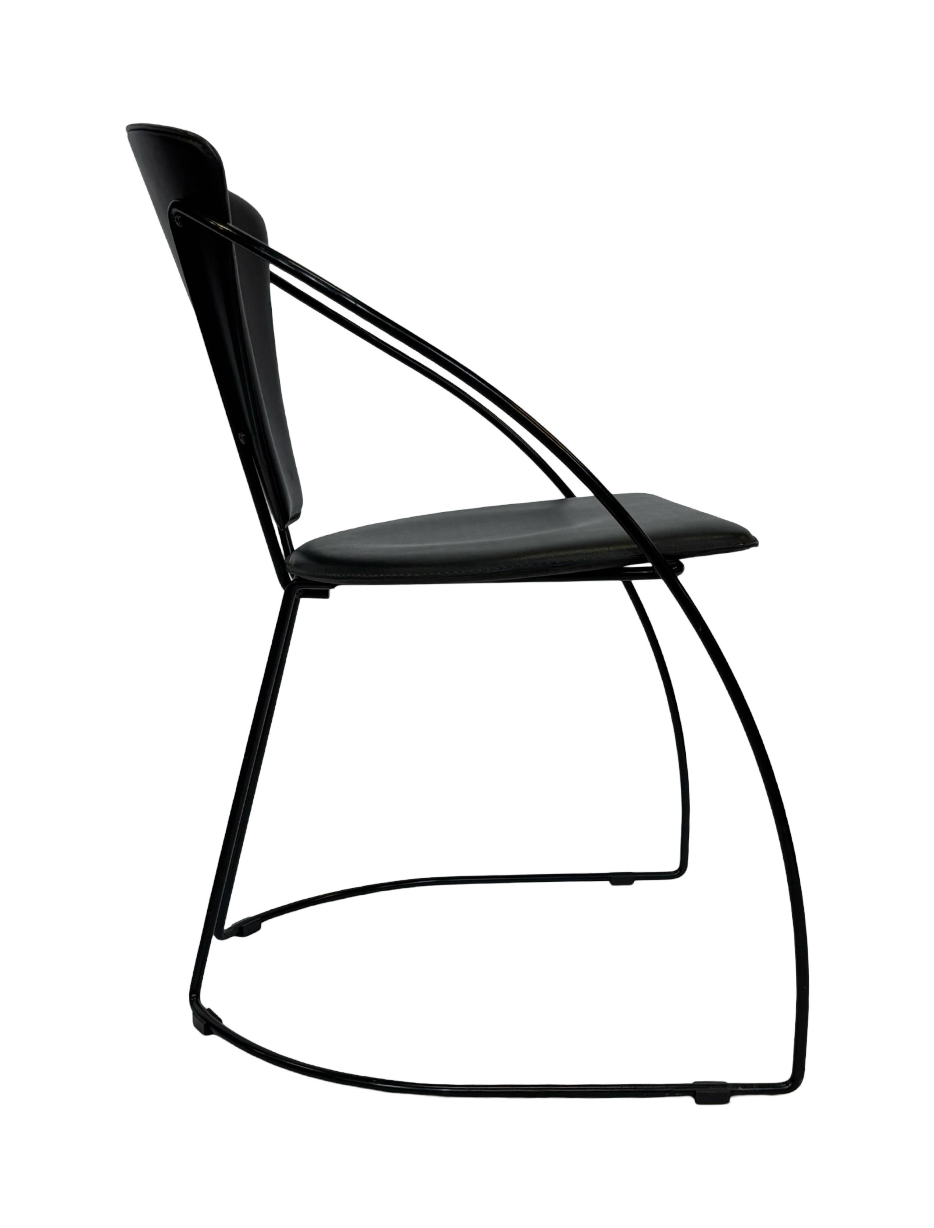 Ensemble de quatre chaises de salle à manger vintage Arrben Linda, design des années 1980