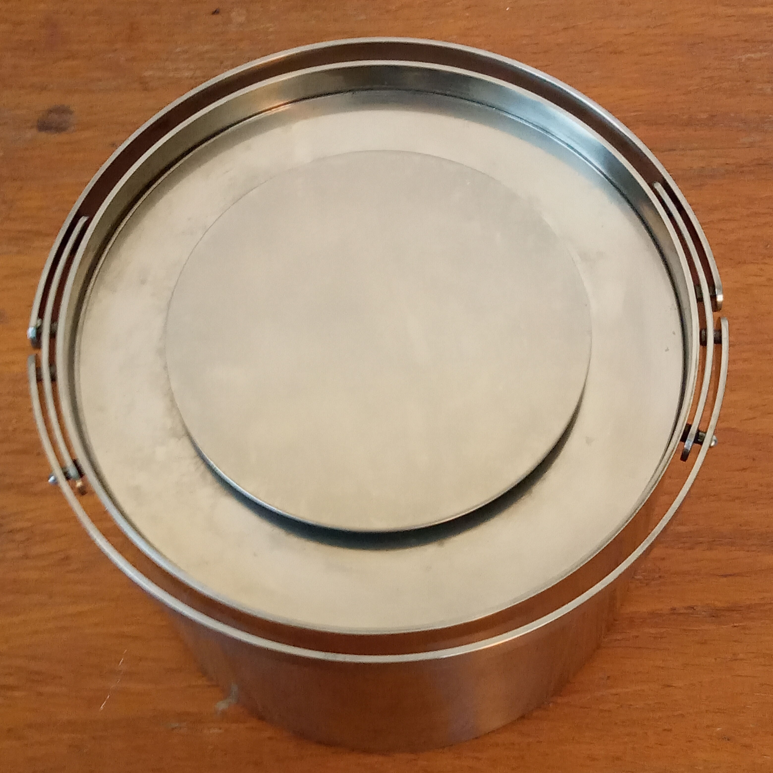 Arne Jacobsen's glacon bucket for stelton