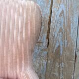 Pale pink toad armchair