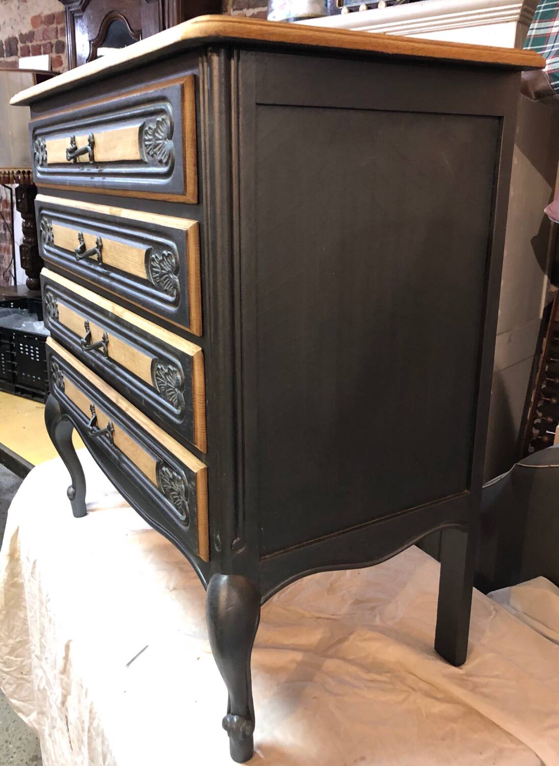 Vintage Chest of Drawers