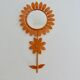Grand miroir "fleur" 1970 en métal orange