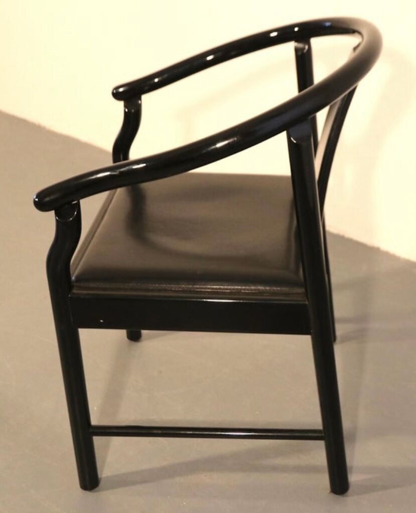 Set of 5 black lacquered leather dining chairs similar to China Chair Wegner