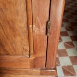 Armoire parisienne