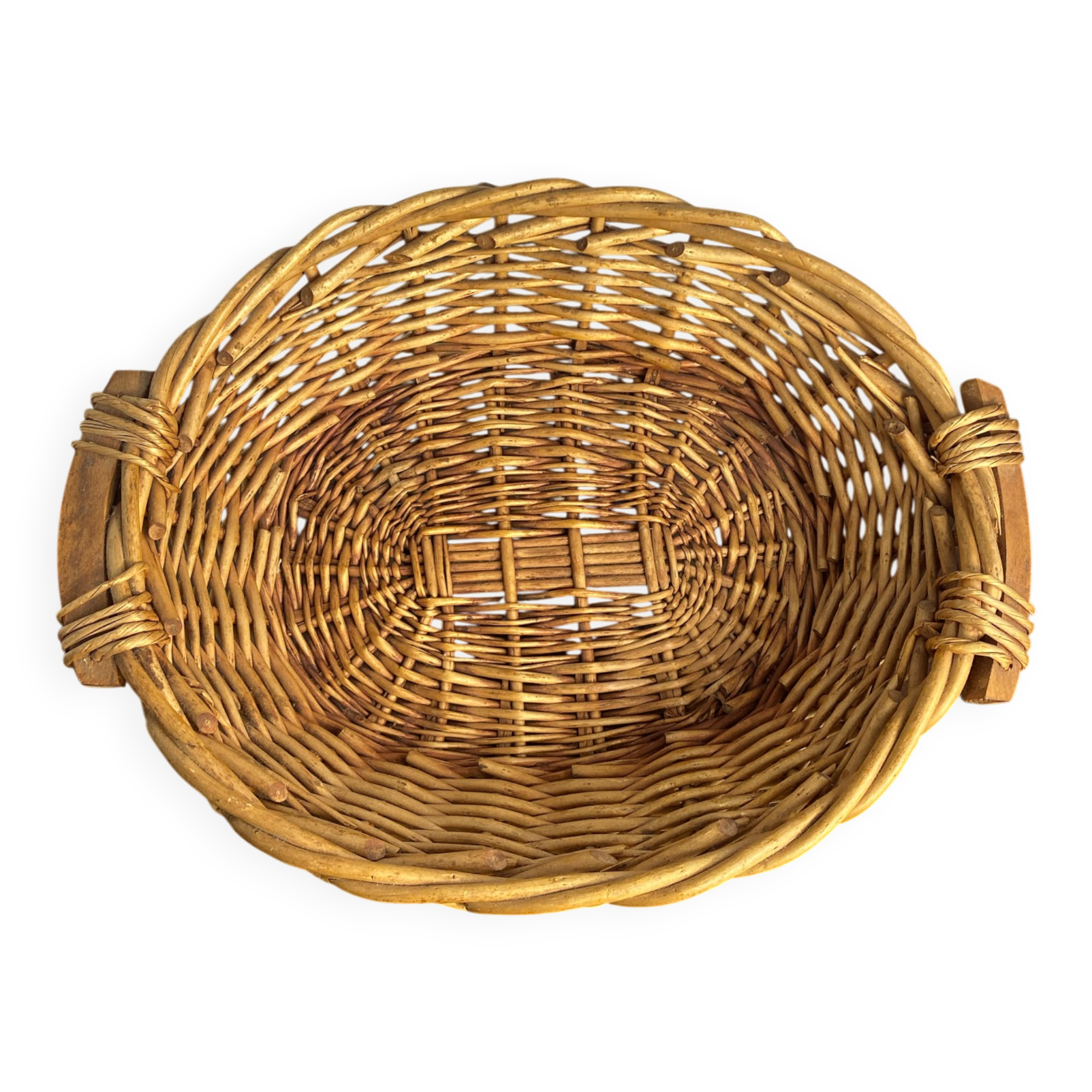 Wicker basket with wooden handles