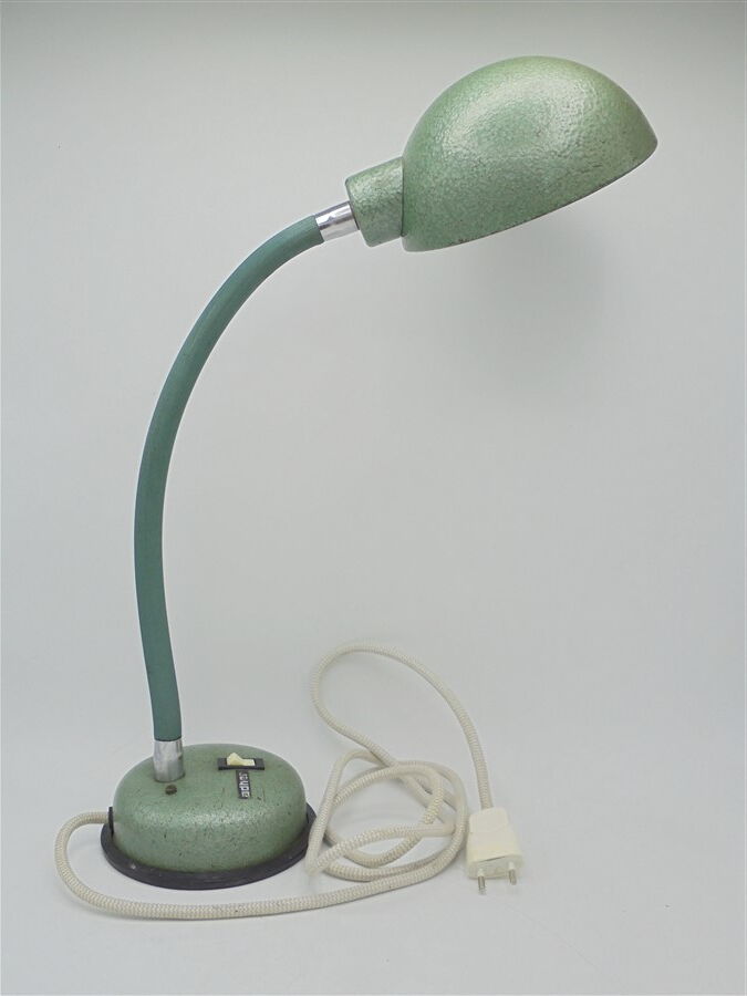Adher workshop lamp