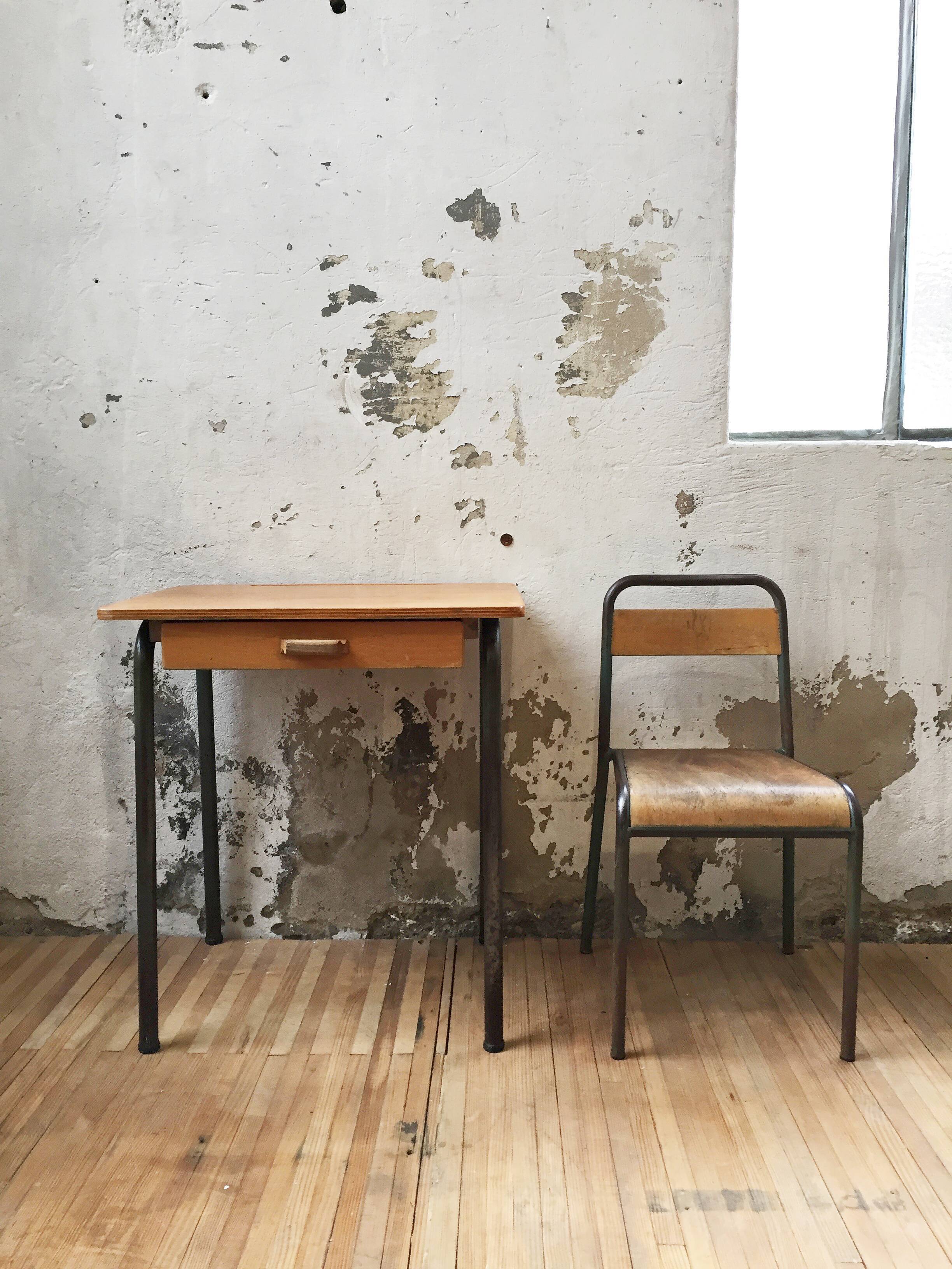 Writing desk and chair stella