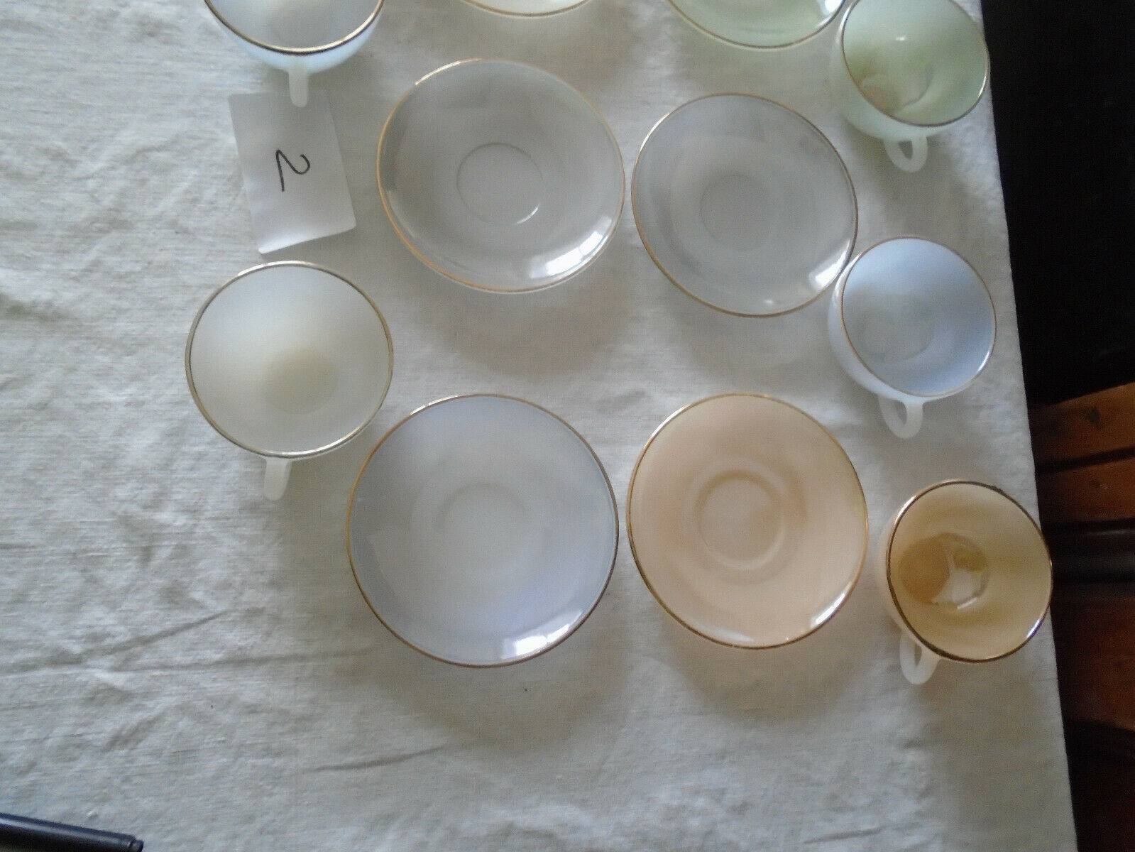 6 cups arcopal iridescent opalesquin harlequin