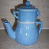 Individual coffee maker with bright blue filter