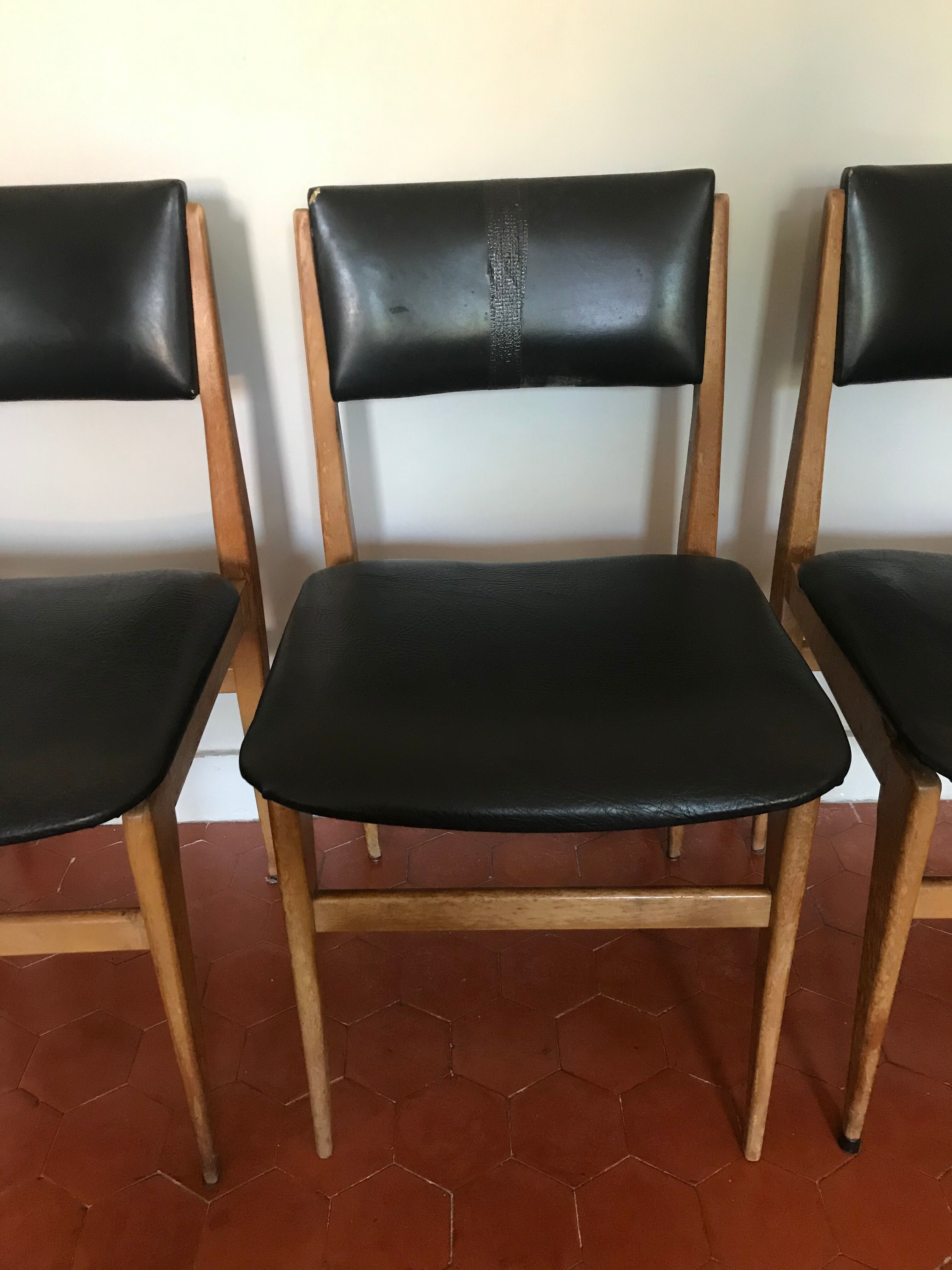 Lot of 4 Scandinavian chairs - wood and black skai