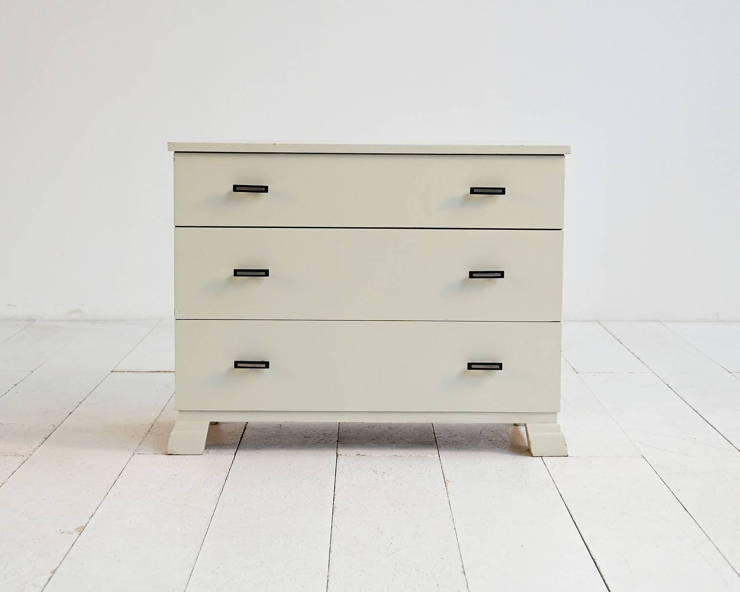 Scandinavian lacquered chest, 1930s/40s