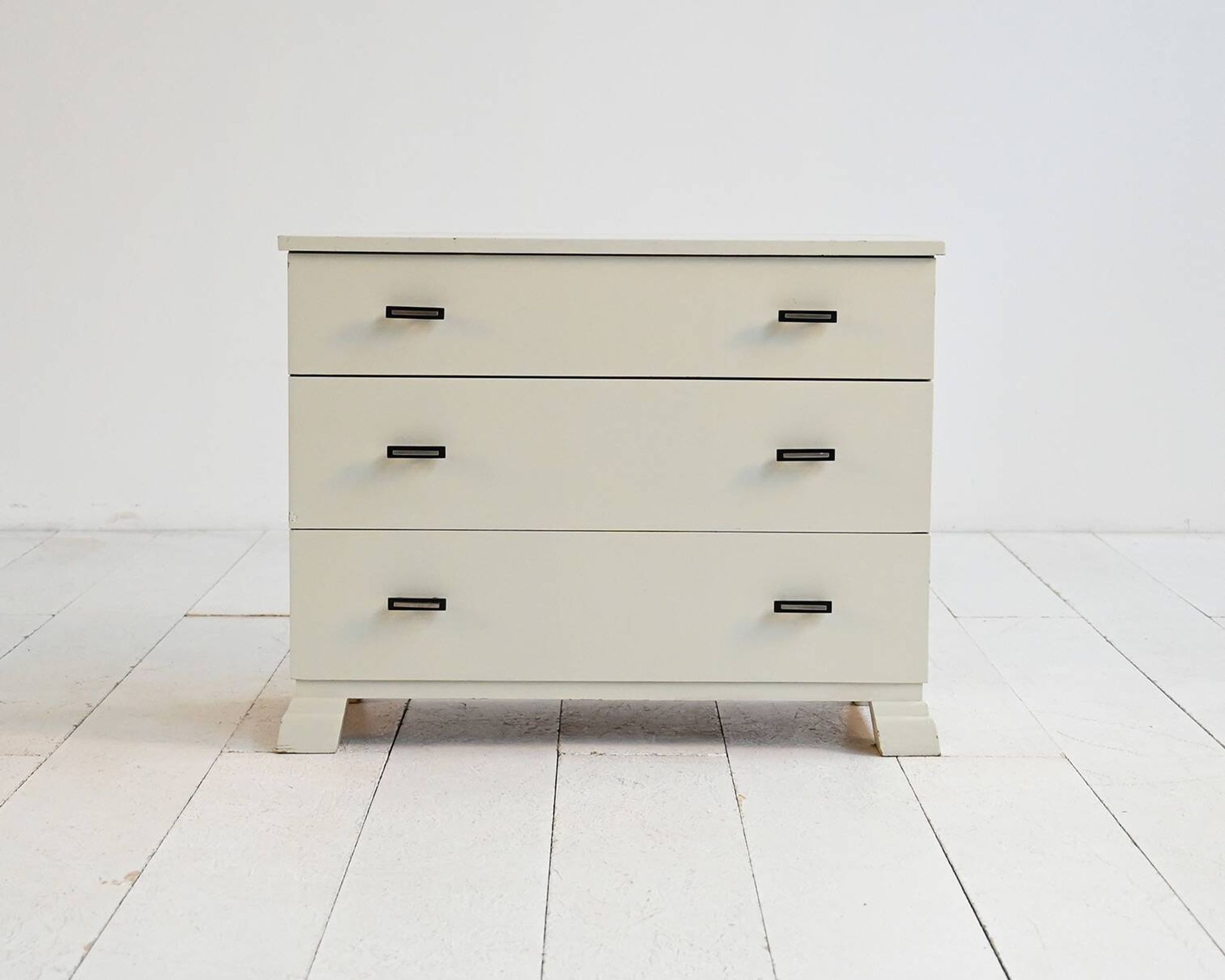 Scandinavian lacquered chest, 1930s/40s