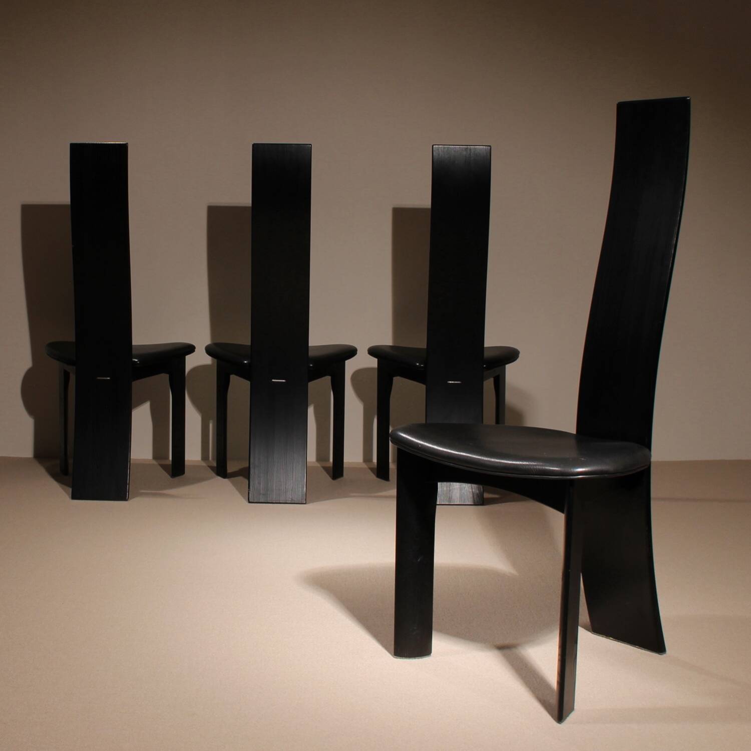 Four Sculptural ‚Iris‘ Chairs by Bob van den Berghe for Tranekaer