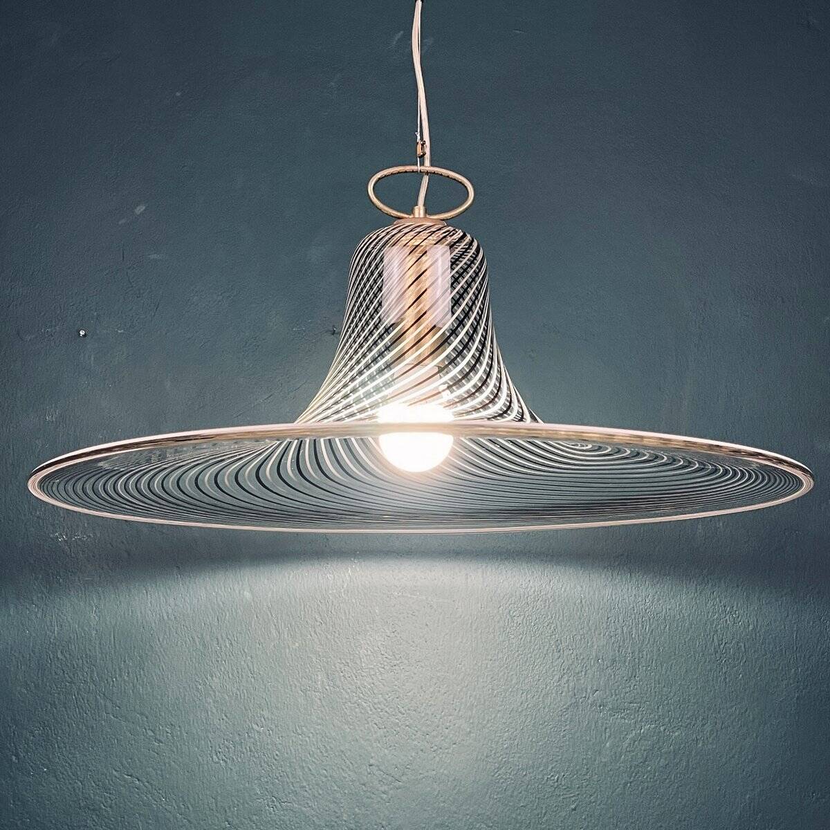 Vintage tourbillon pendant lamp, Murano, Italy, 1970s.