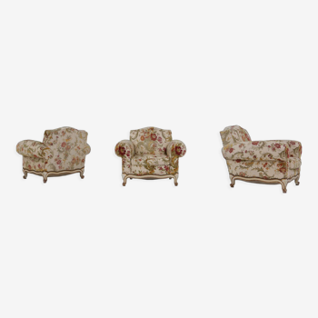 French set of lounge chairs in floral upholstery