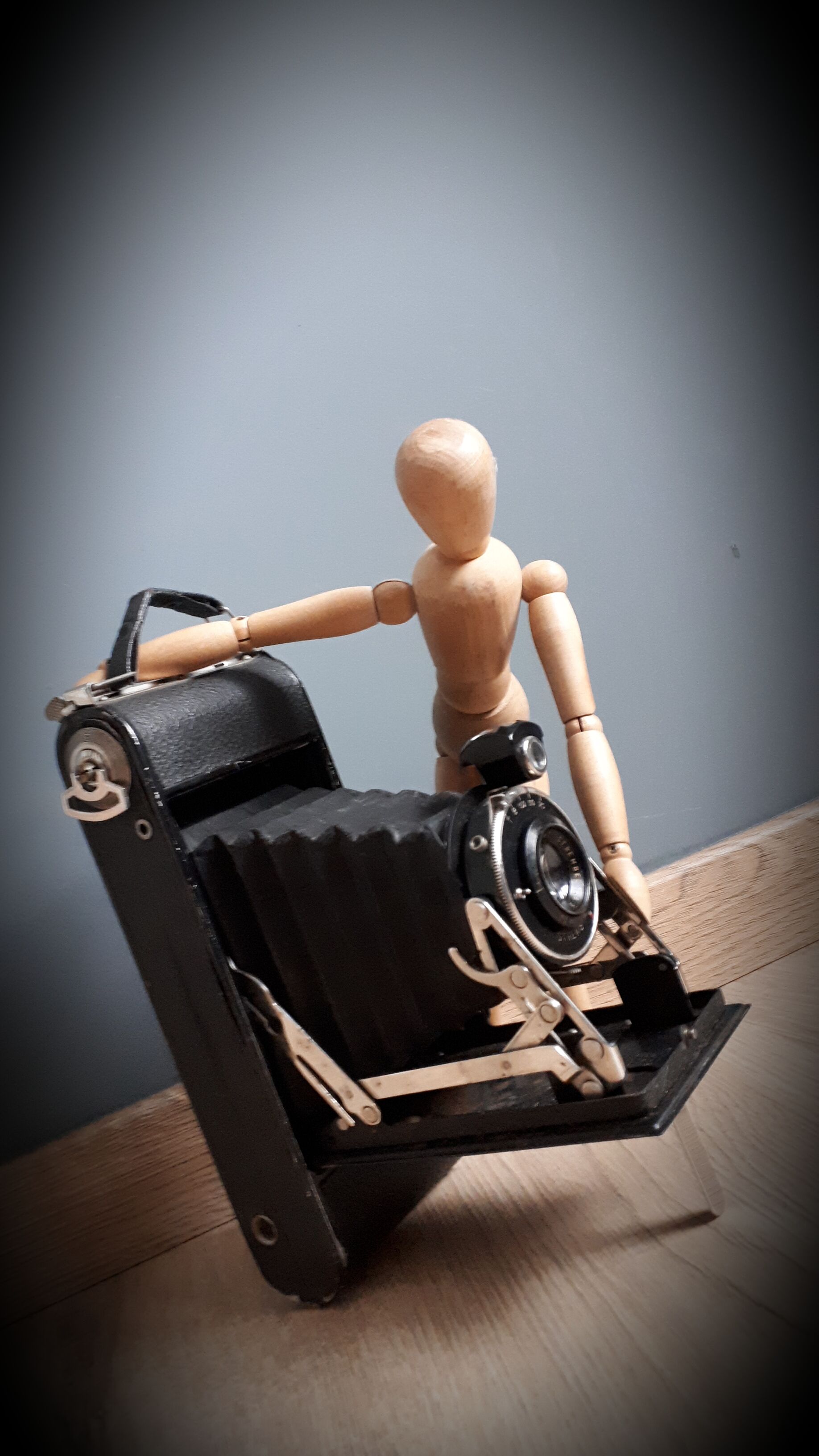 Authentic camera Strembel