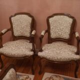 Fauteuil style Louis 15 en cabriolet