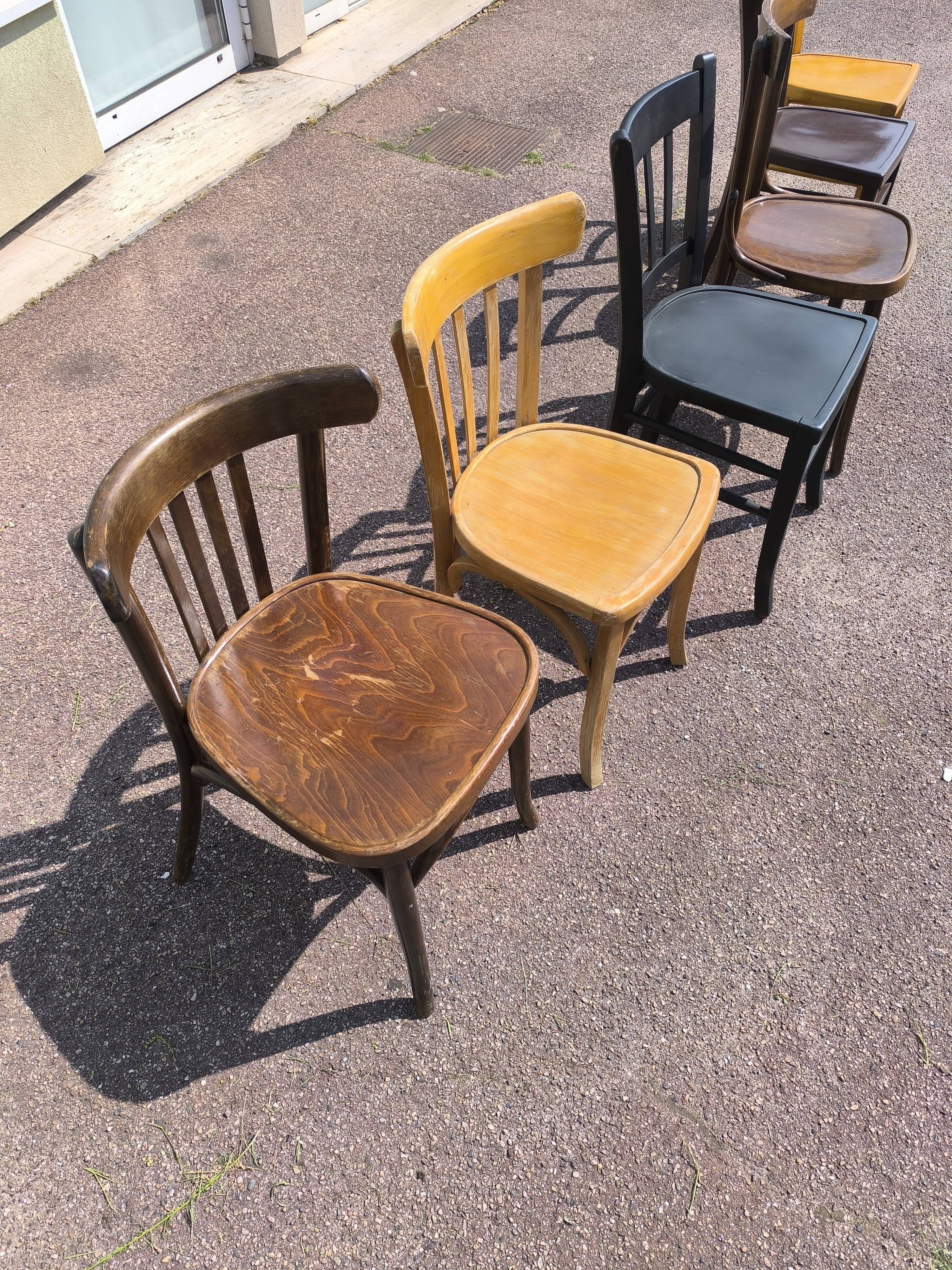 Lot de 6 chaises de bistrot dépareillées bois vintage
