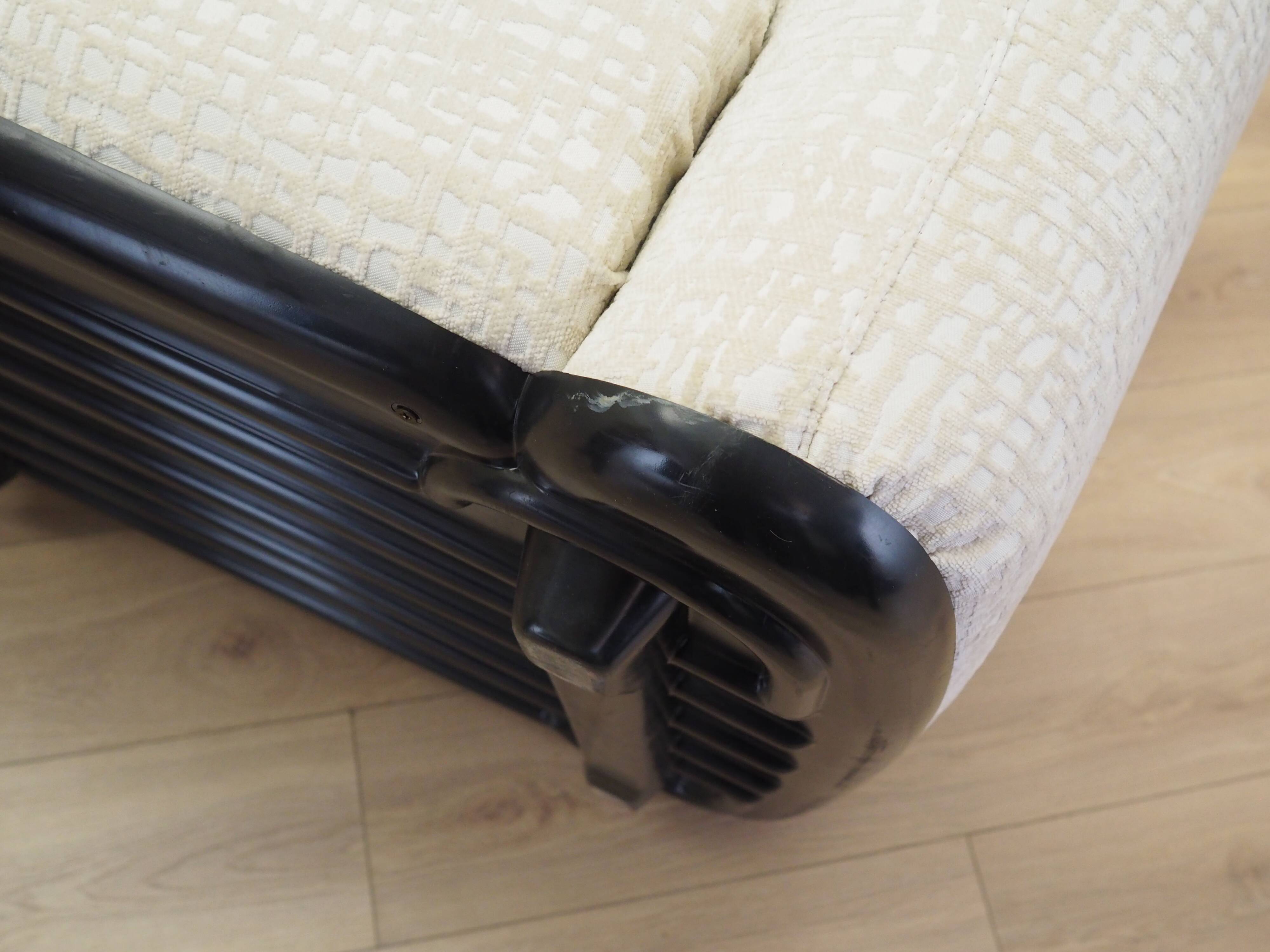 White sofa, Italian design, 1970s, manufacturer: Busnelli, designer: Arrigo