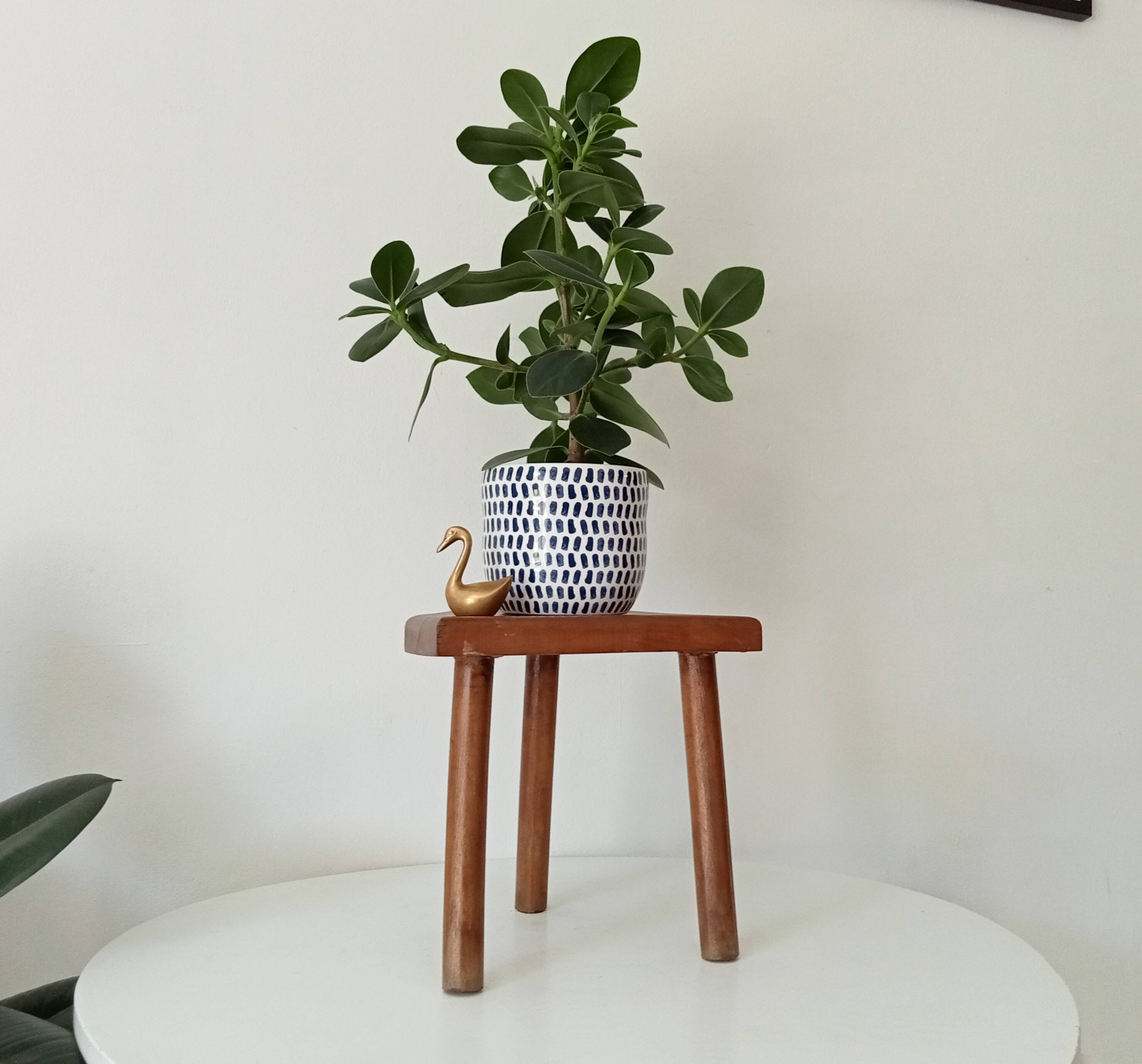 Tabouret tripode vintage
