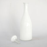 Flacon verre doublé opaline