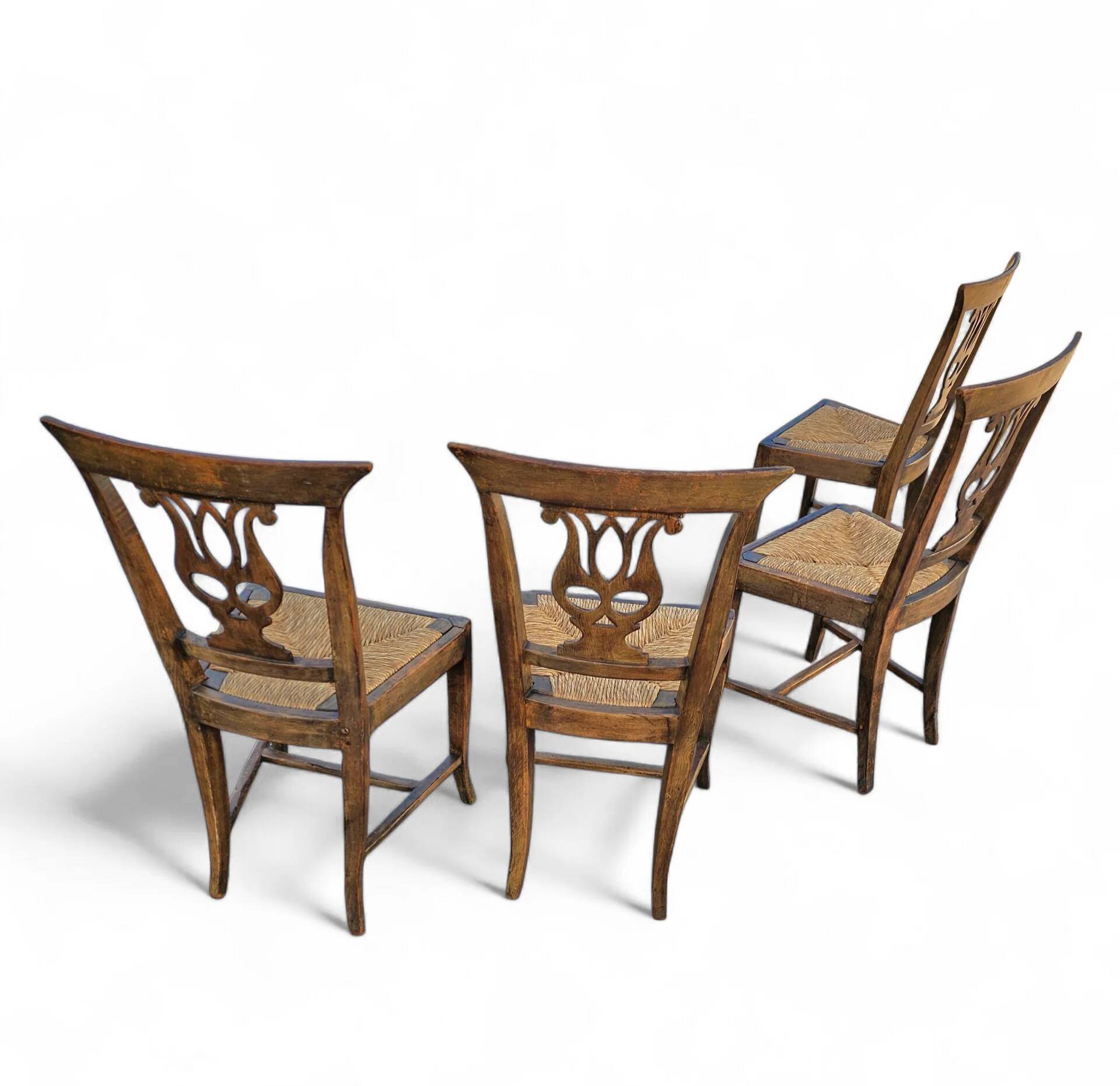 4 x elm dining chair with a carved back frame in a rosette / France / 1890-1900