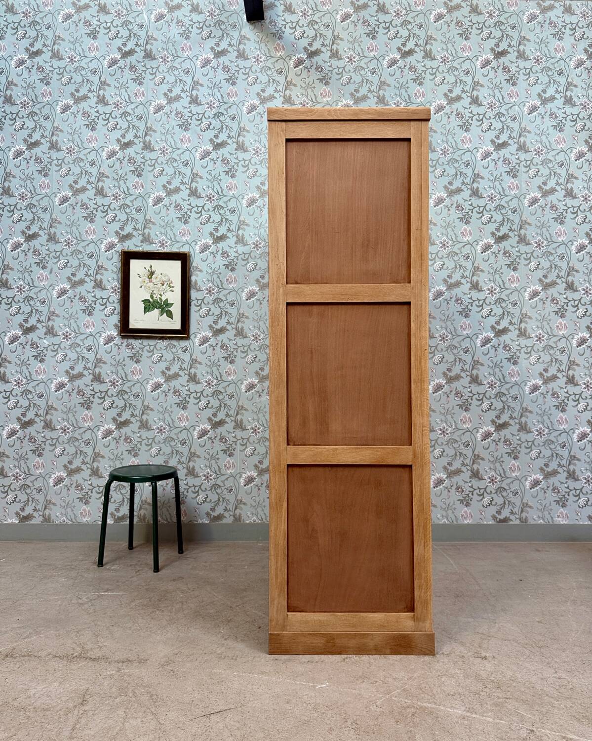 Large Art Deco wardrobe with sliding doors (renovated)