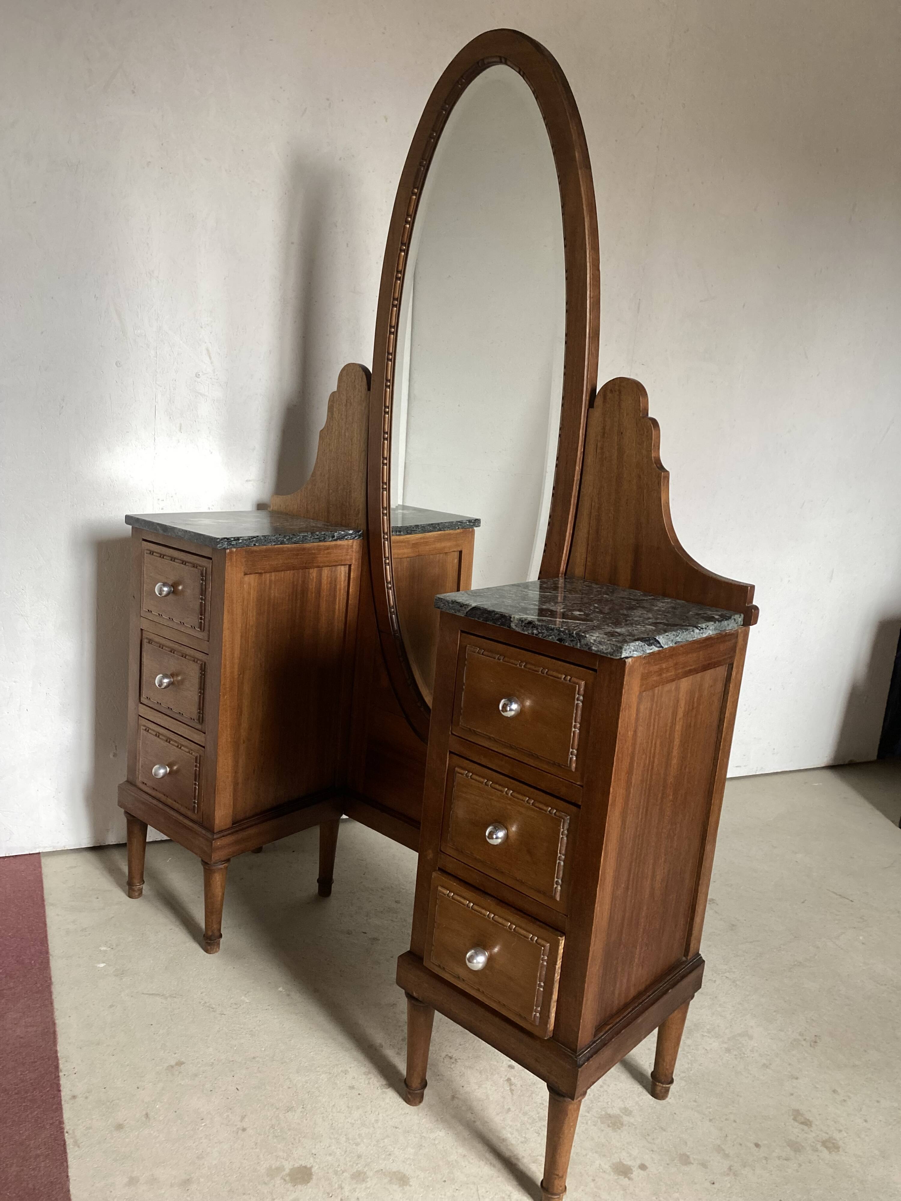 Art Deco dressing table