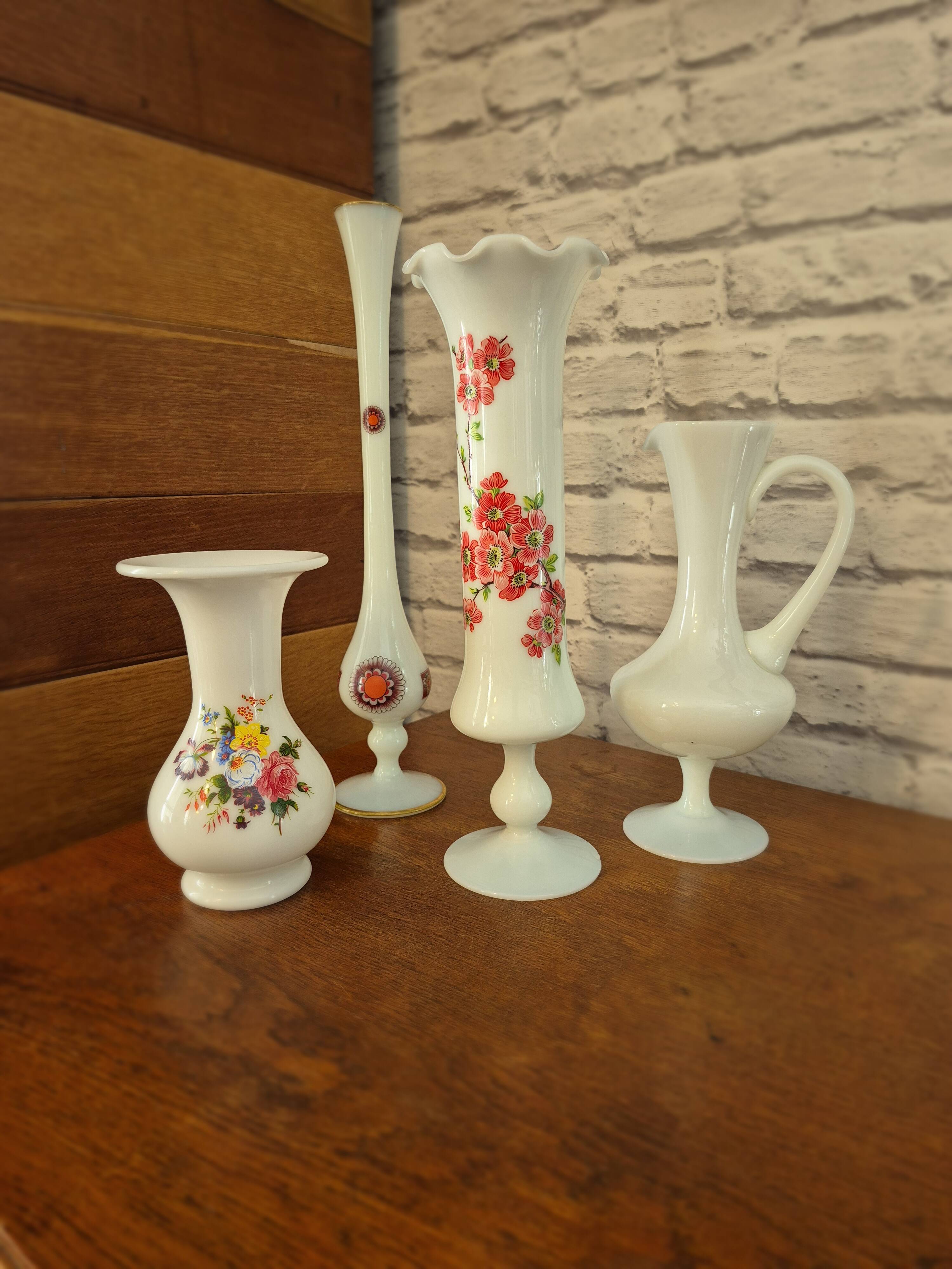 Grand vase opaline fleuri vintage